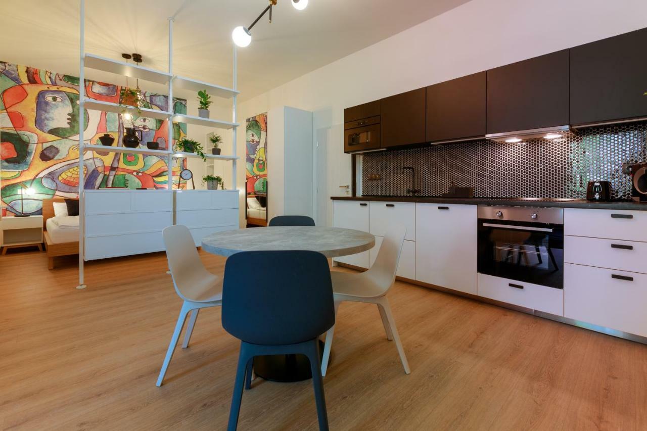 Avantgarde Apartments Plzeň Eksteriør bilde